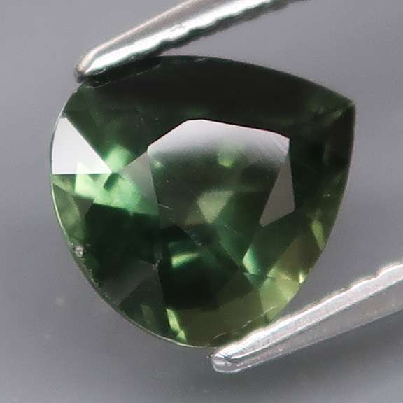 Magnificent! 2.39ct hunter green Australian Sapphire