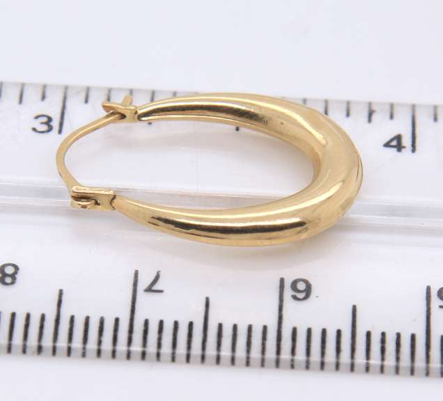 Simple Yellow Gold Earrings