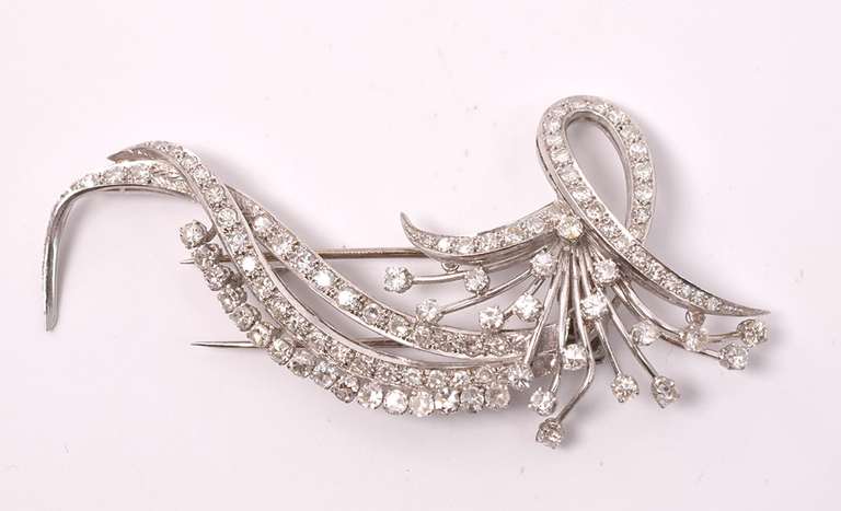 Gorgeous Diamond Pin in Platinum