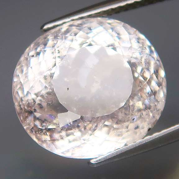 WOW! Substantial 14.57ct UNHEATED whisper pink Beryl!