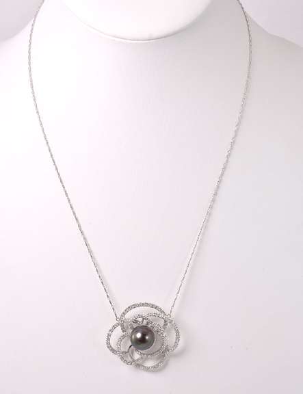Very Fancy Tahitian Pearl & Diamond Pendant/Necklace, 14KT