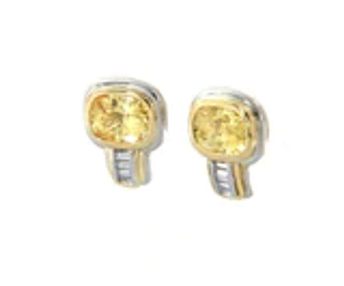 Eyecatching Yellow Sapphire and Baguette Diamond Earrings in 18kt