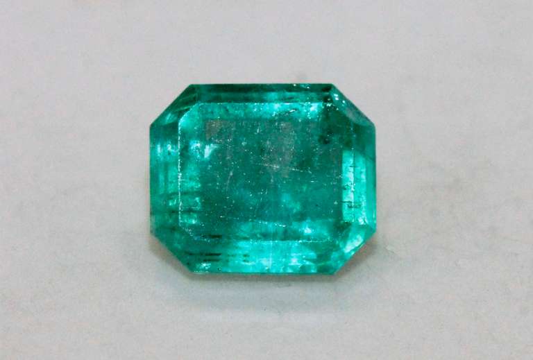 Sparkling Natural Emerald
