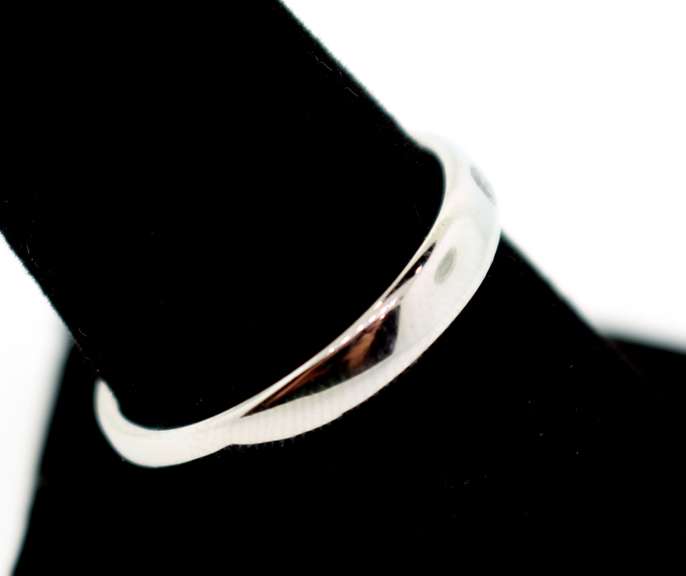 TIFFANY AND CO LUCIDA PLATINUM DIAMOND BAND