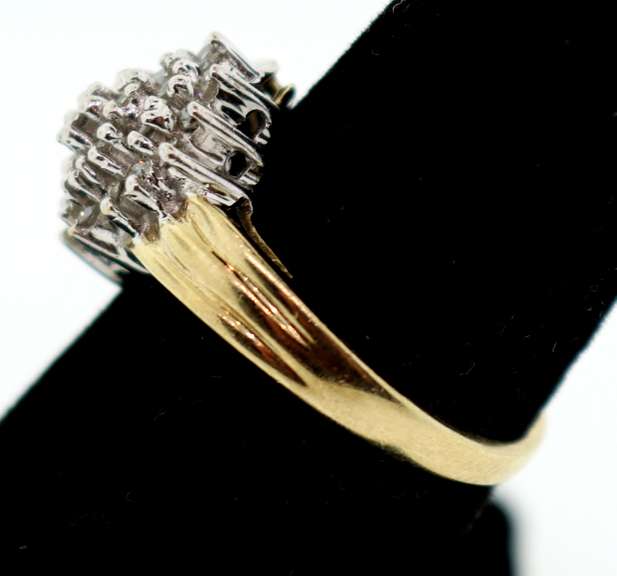 Sparkling 10k Gold Diamond Ring