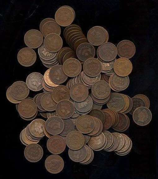200 Nicer circulated Indian Head Cents, 1880's-1900's