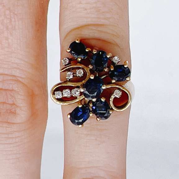 14kt Gold, Blue Sapphire, & Diamond Ring