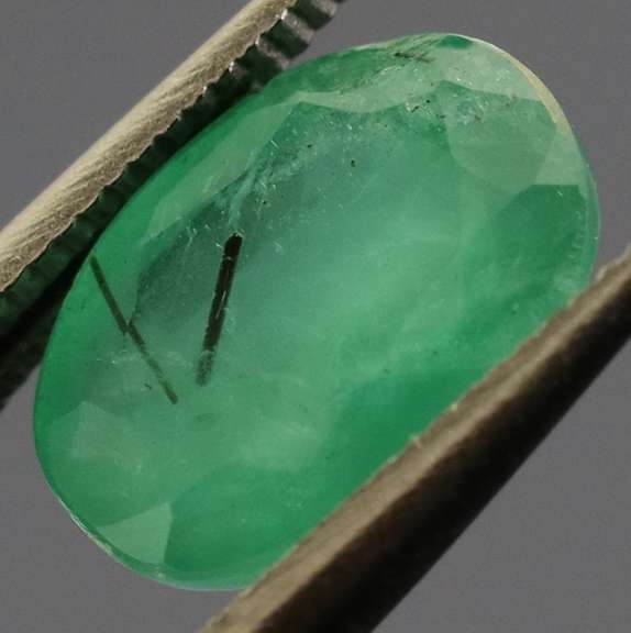 Fantastic color! 1.33ct vibrant green Colombian Emerald