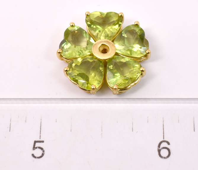 Peridot Flower Pendant