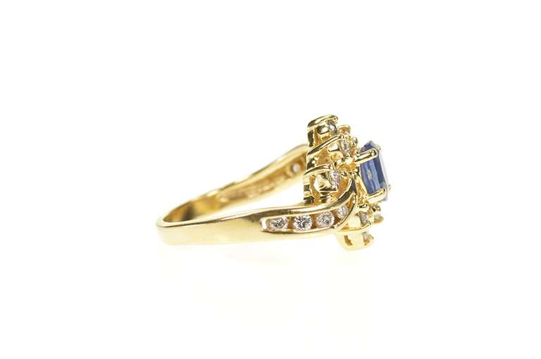14K Yellow Gold 0.92 Ctw Natural Sapphire Diamond Engagement Ring