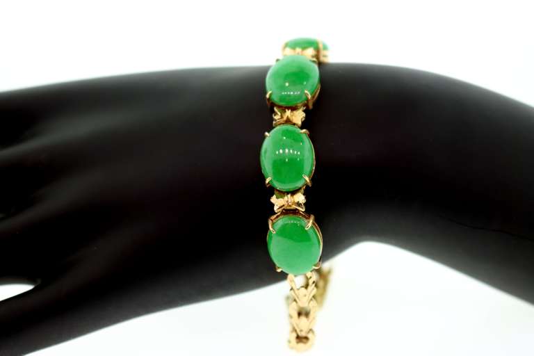 18kt Gold Jade Bracelet, 21.2 grams.