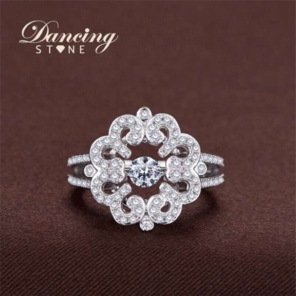 BIG FLOWER RING IN SILVER