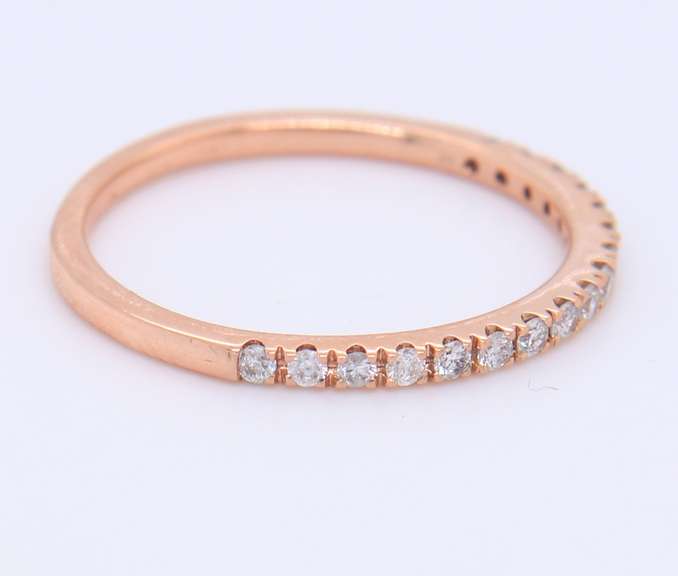 Fancy Rose Gold Diamond Band