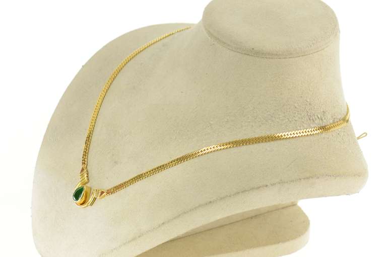 18K Yellow Gold 1.34Ct Pear Natural Emerald Solitaire Chain Necklace