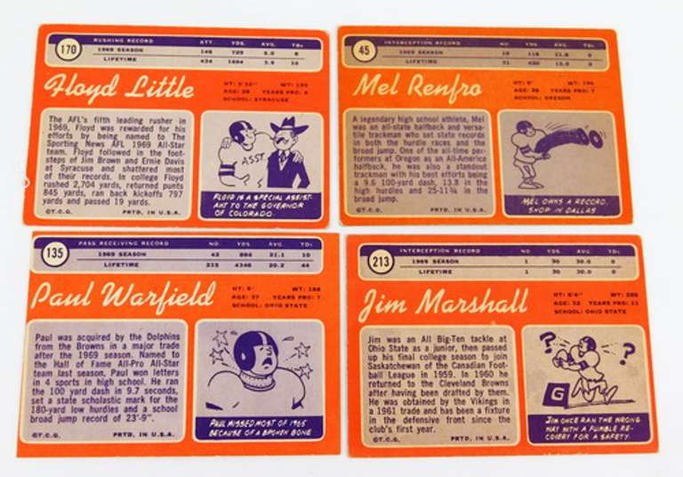 4 Topps 1970 Football Greats Cards