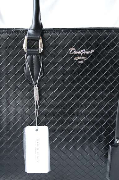 100% Fine leather Designer Style Bag