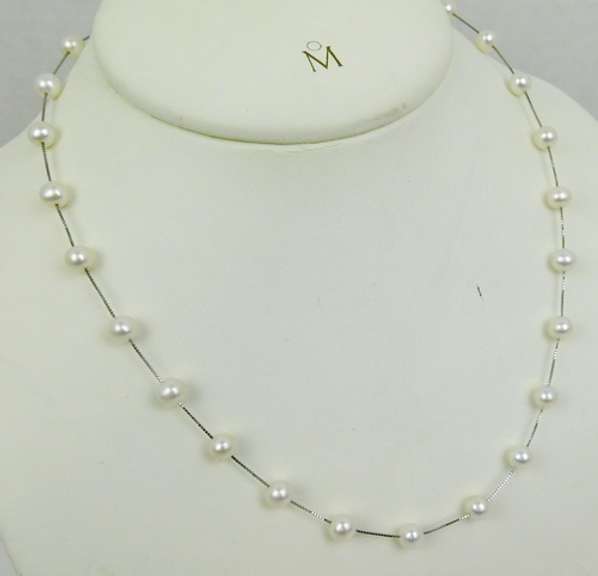 14K White Gold Multi-Pearl Necklace
