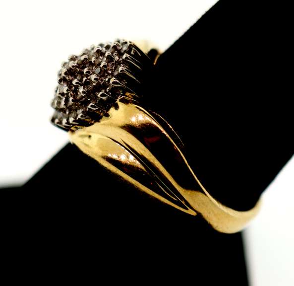 Contemporary 10k Gold Diamond Cluster Ring