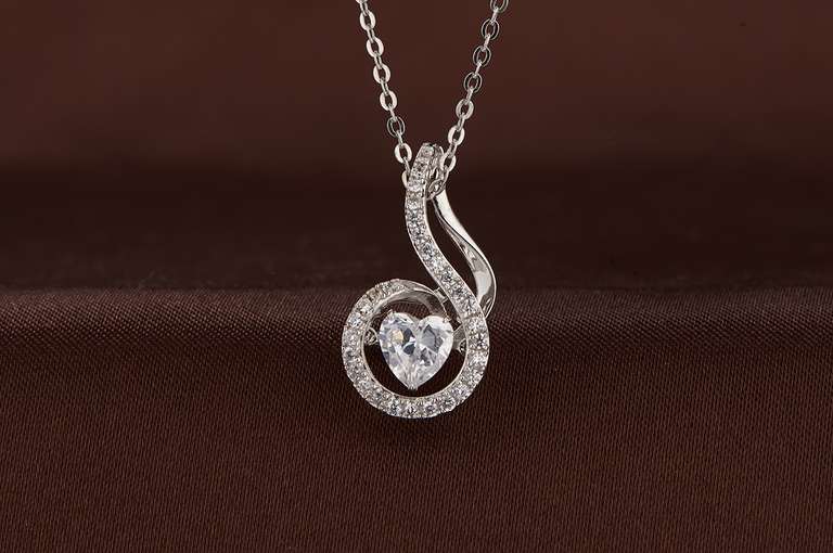Gorgeous heart shape Center Dancing Stone Pendant