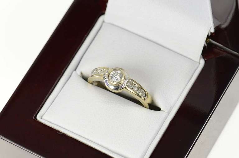 14K White Gold 0.41 Ctw Classic Round Diamond Engagement Ring