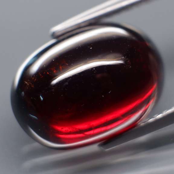 Ravishing 9.99ct untreated Spessartite garnet cabochon