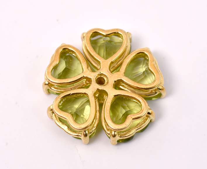 Peridot Flower Pendant