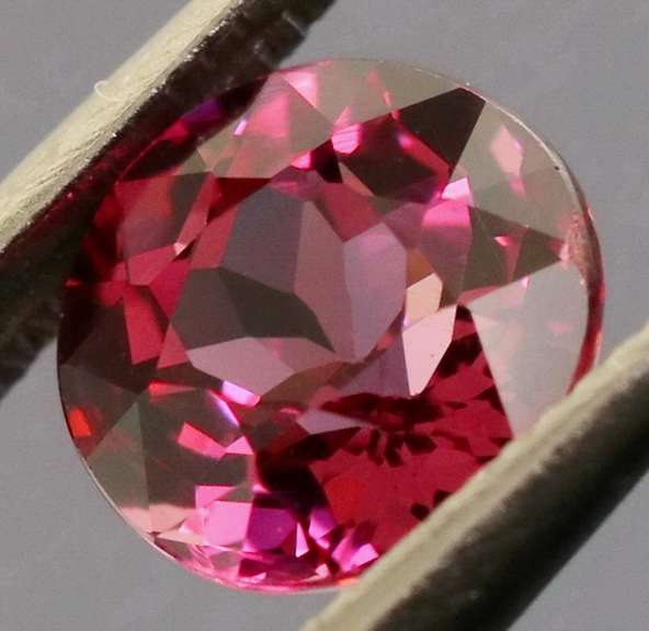 Ravishing 1.14ct rich violet pink Rhodolite Garnet solitaire
