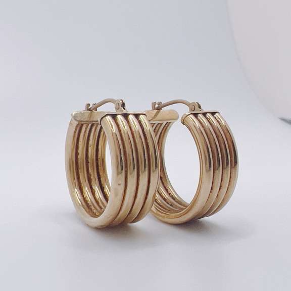 14kt Yellow Gold Hoop Earrings