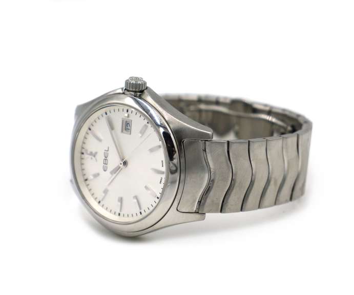 Ebel Classic Wave Quartz 39mm Watch