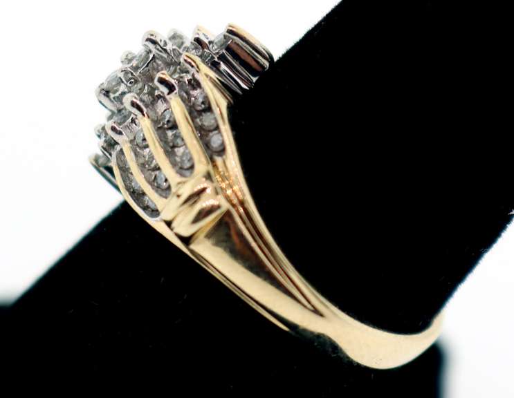 Holistic 10k Gold Ring Flanked by Channel Set Diamonds