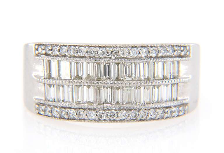 Attractive Baguette and Round Diamond Double Band