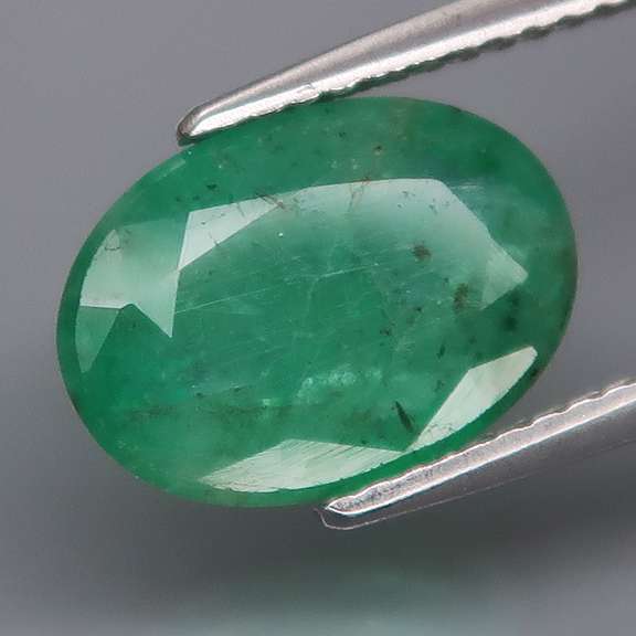 Gorgeous 2.77ct rich green Colombian Emerald