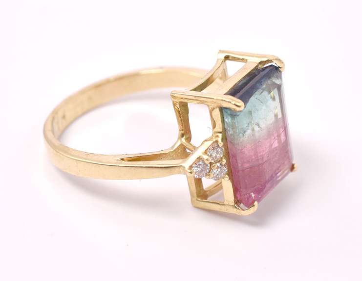 Stunning Watermellon Tourmaline & Dia Ring, 18kt