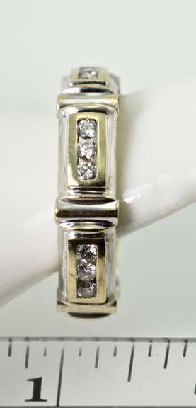 Unusual 18K White Gold and Diamond Band