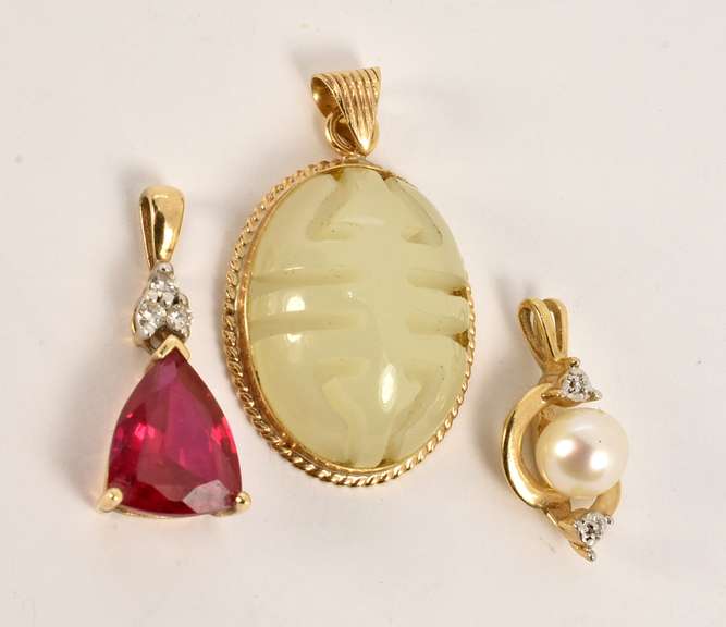 Diverse Group of 3 Stone Pendants