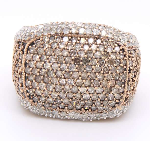 Dreamy Yellow Gold Chocolate and White Diamond Cluster Ring