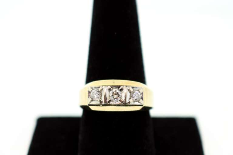 MENS 14K GOLD DIAMOND BAND / RING
