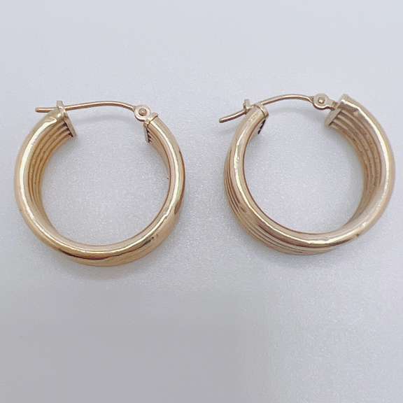 14kt Yellow Gold Hoop Earrings