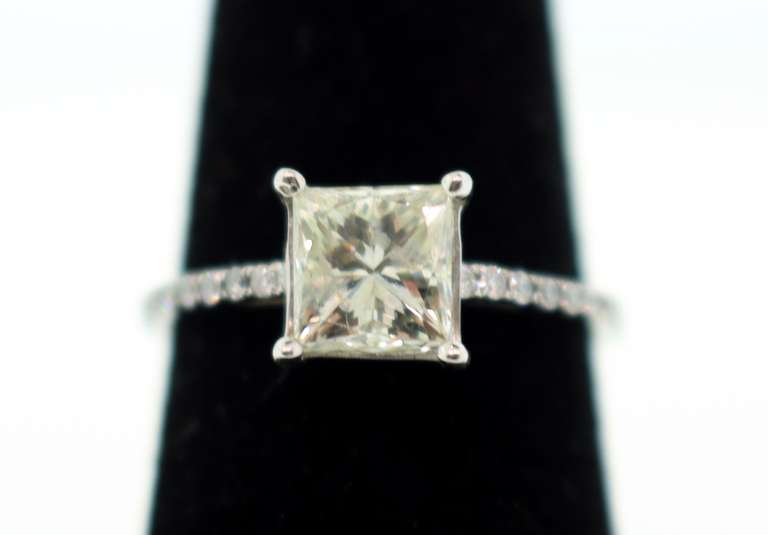 14k white gold ladies diamond engagement ring