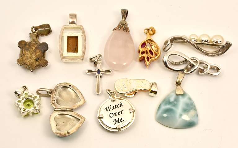 !2 Diverese Sterling and Stone Pendants