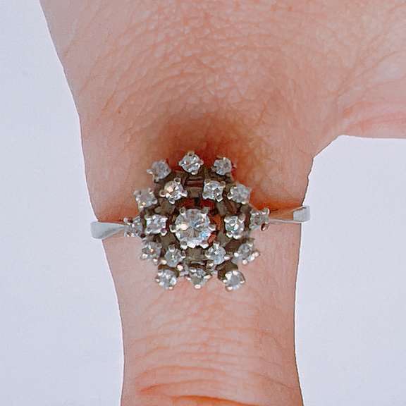 14kt Gold & Diamond Ring