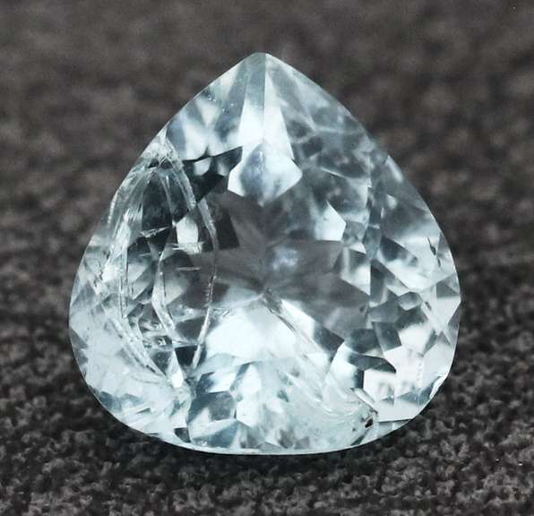 Simply ravishing 1.47ct full fire Aquamarine