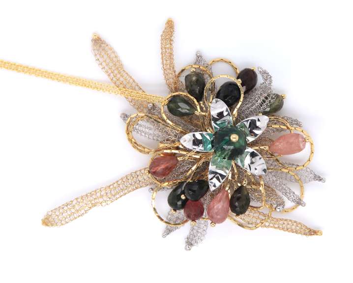 Significant Yellow Gold Italian Tour and Quartz Woven Pendant on Chain