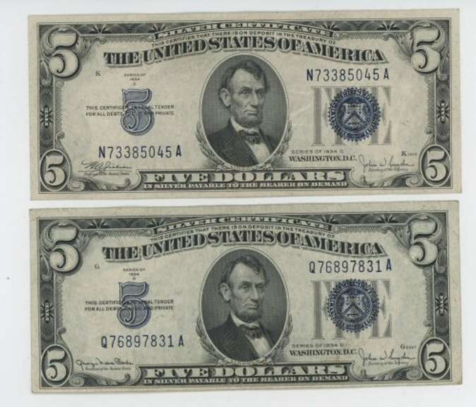 2 Crisp Uncirculated 1934 Series $5 Blue Seal Silver Certs