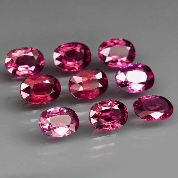 Amazing 7.45ct violet pink Rodolite Garnet set