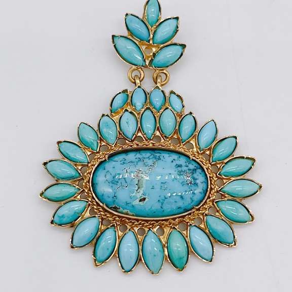 Incredible 18kt Yellow Gold & Turquoise Pendant