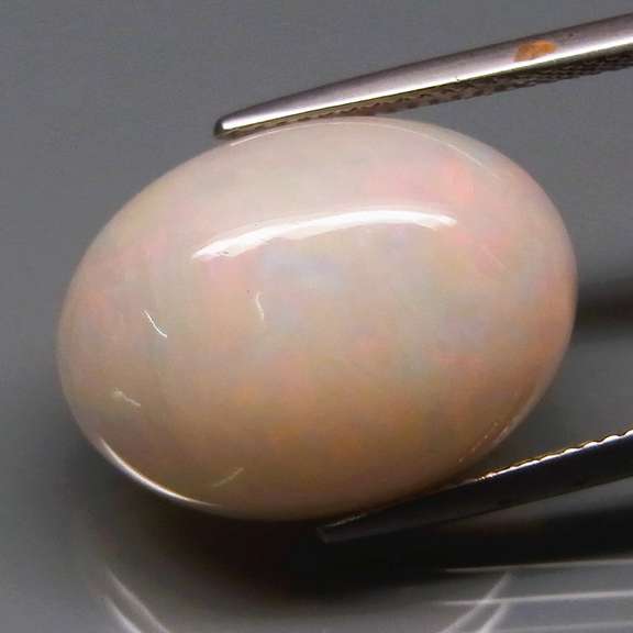 Substantial 13.95ct semi-black Welo Opal