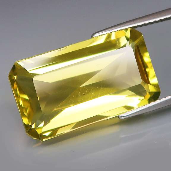 Sharp! Lemon yellow 14.34ct Citrine