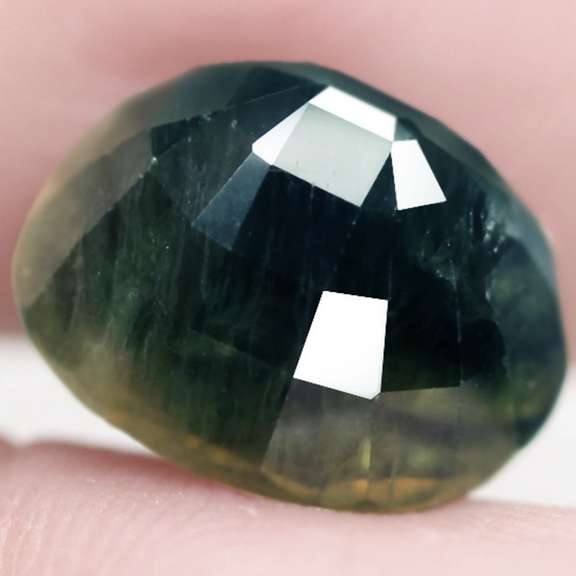 Heated only! Australian! 7.53ct large Sapphire