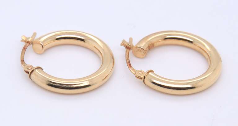 Elegant Yellow Gold Hoop Earrings